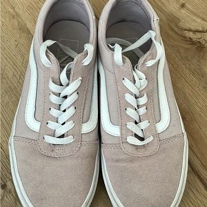 Women’s light pink vans